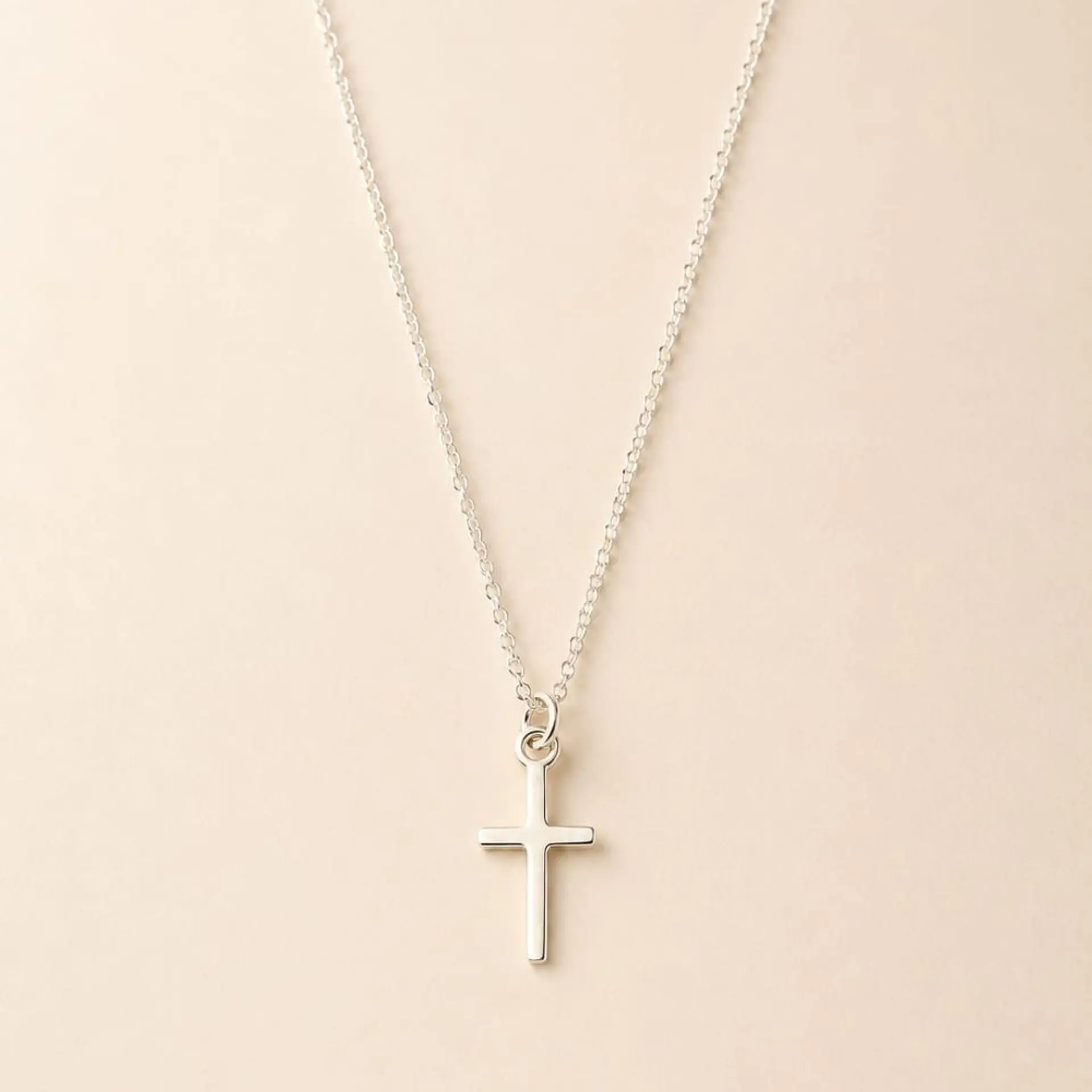 Collar Cruz Plata 925 · Cadena Martillada 1