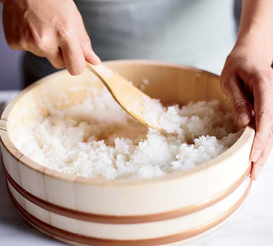 ¿Cómo hacer arroz para sushi?