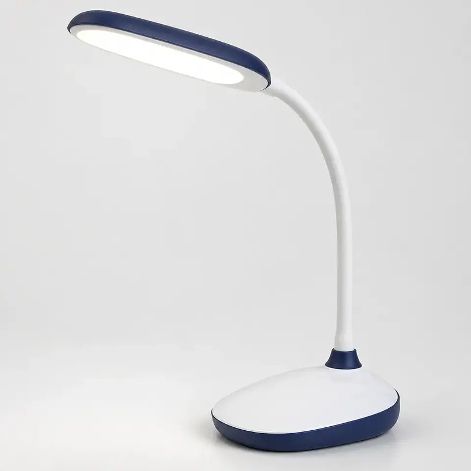 Lámpara LED de escritorio con brazo flexible 1