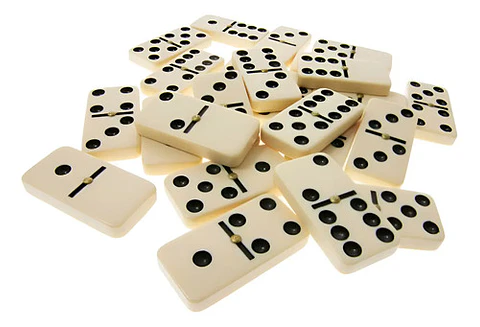 Dominó 28 Piezas Plástico Marca Domino Juego De Mesa Profesional