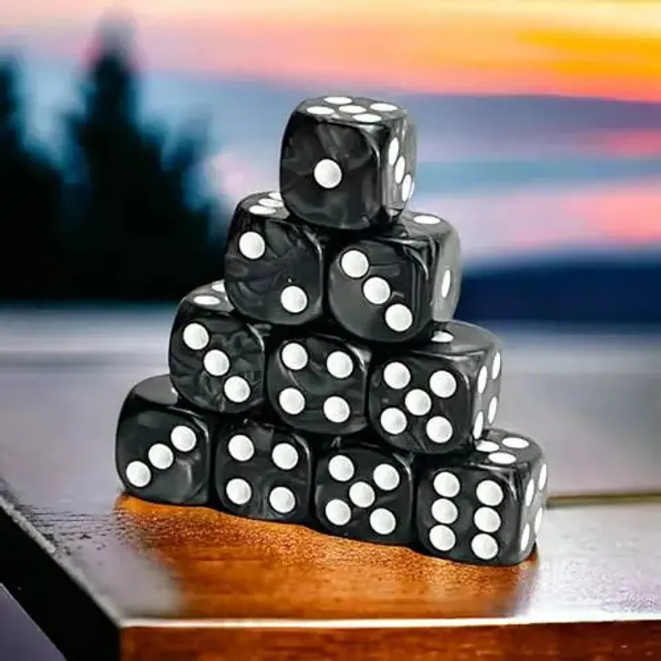 Cacho Yahtzee Juego De Mesa Tatuco Con Paño + 5 Dados 24