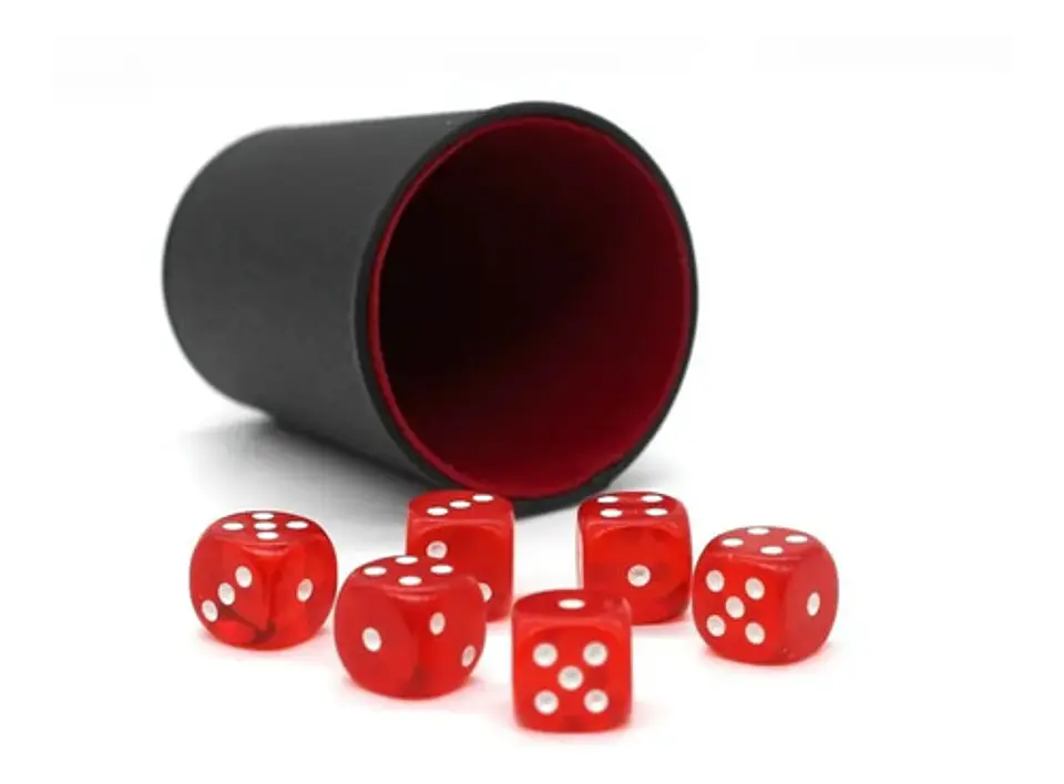 Cacho Yahtzee Juego De Mesa Tatuco Plástico + 6 Dados  2