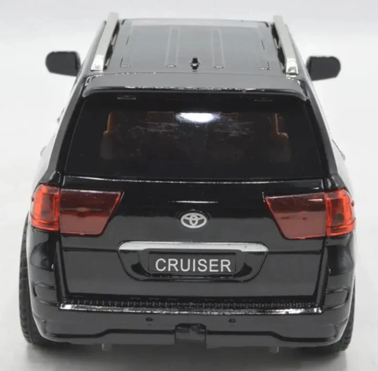 Camioneta Toyota Prado Land Cruiser Modelo A Escala 1:24 4