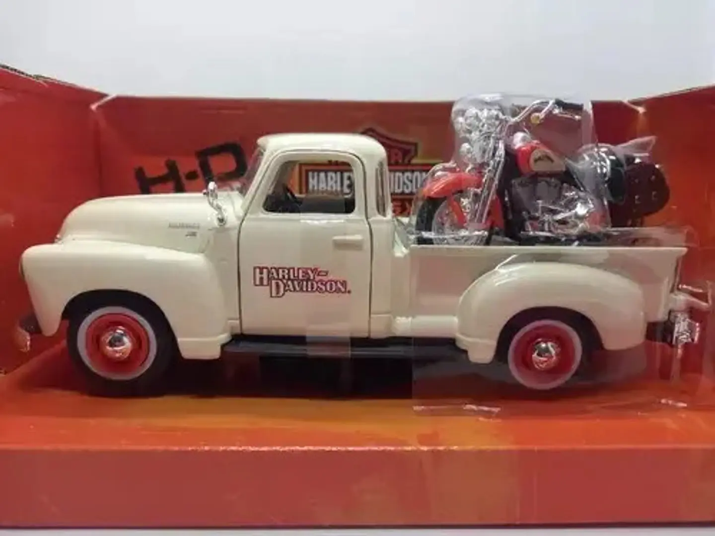 Chevy 3100 1950 1/25 Flats H Springer Maisto En Miniatura 1/24 Crema 2