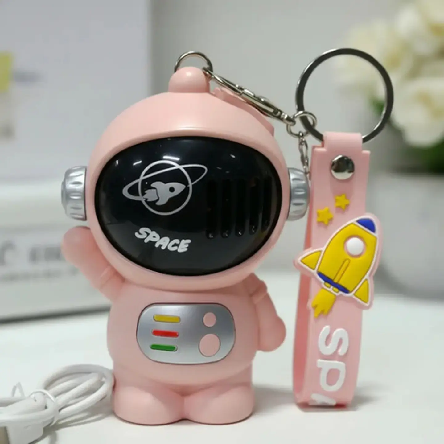Mini Ventilador Astronauta Recargable  Usb 036 8