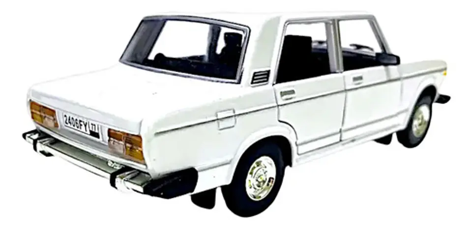 Fiat 125p, Auto Escala 1:24, Metálico Con Luces Sin Caja. 10