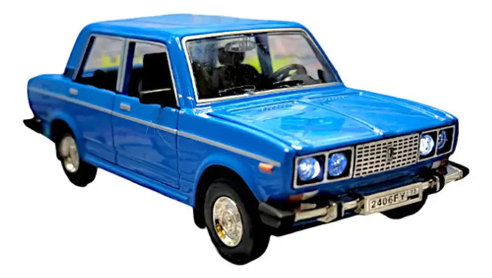 Fiat 125p, Auto Escala 1:24, Metálico Con Luces Sin Caja. 12