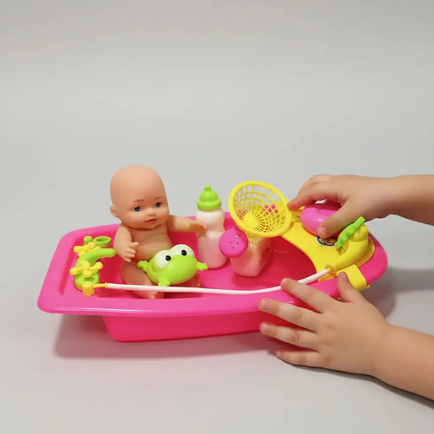 Juguete Bañera Guandong Plástico 3 Años Con Accesorios Baño Piscina 12