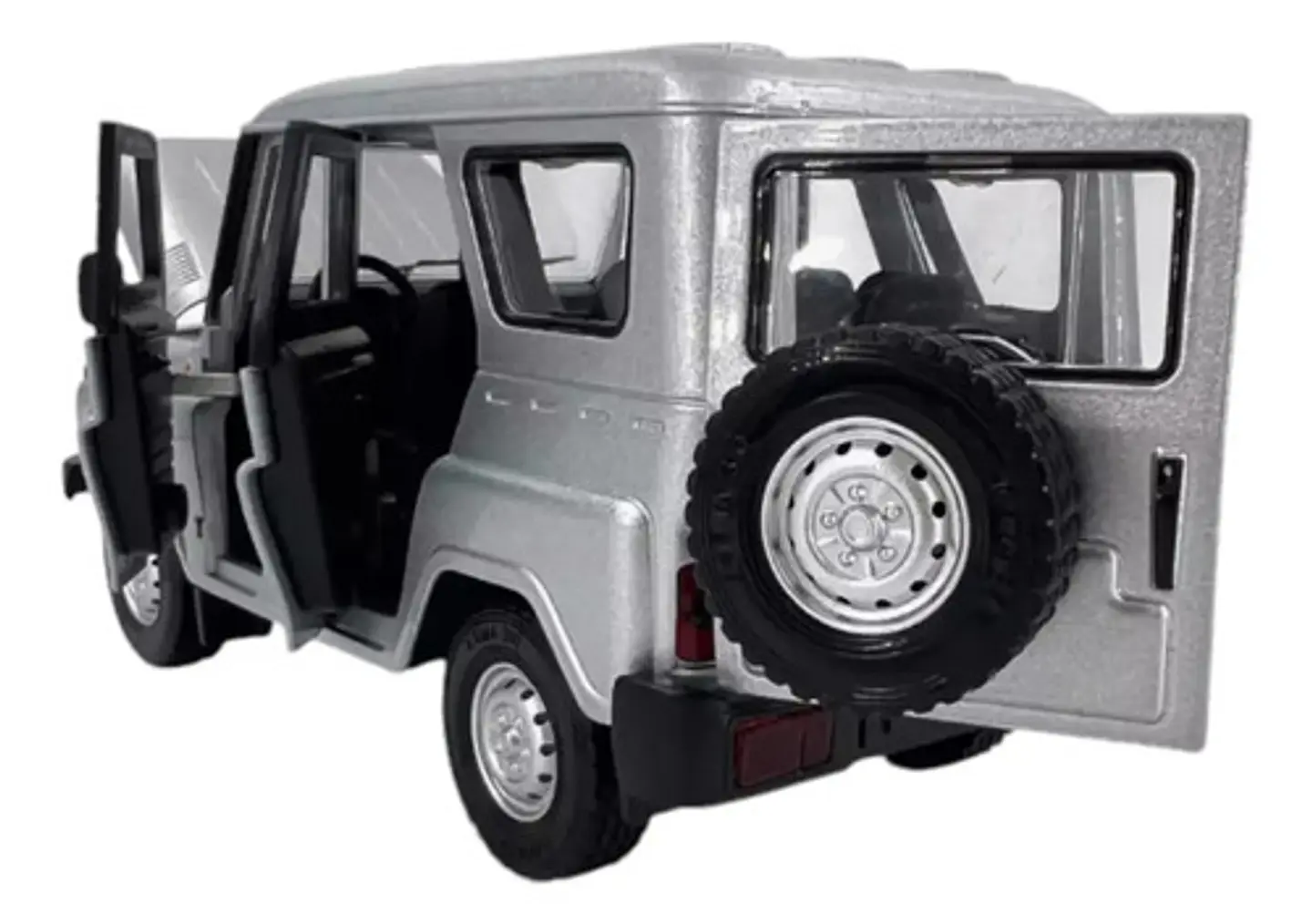 Campero Uaz 4x4 A Escala 1:24. 4