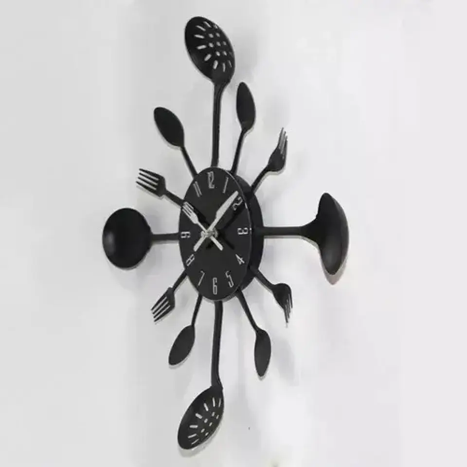 Reloj De Pared Redondo Para Cocina De Metal Negro Con Utensilios  40 Cm 3