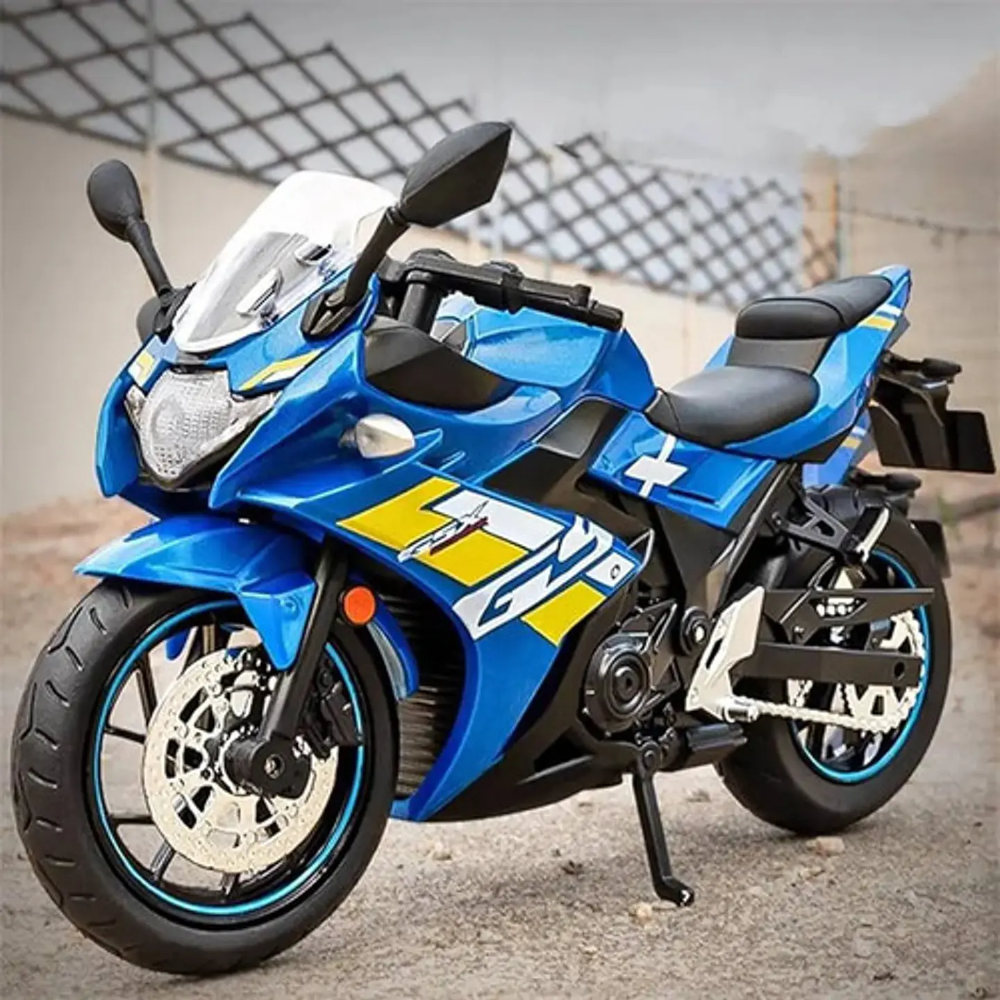 Moto A Escala 1/12 Suzuki Gsx 250r  Luz Sonido  Oficial 1