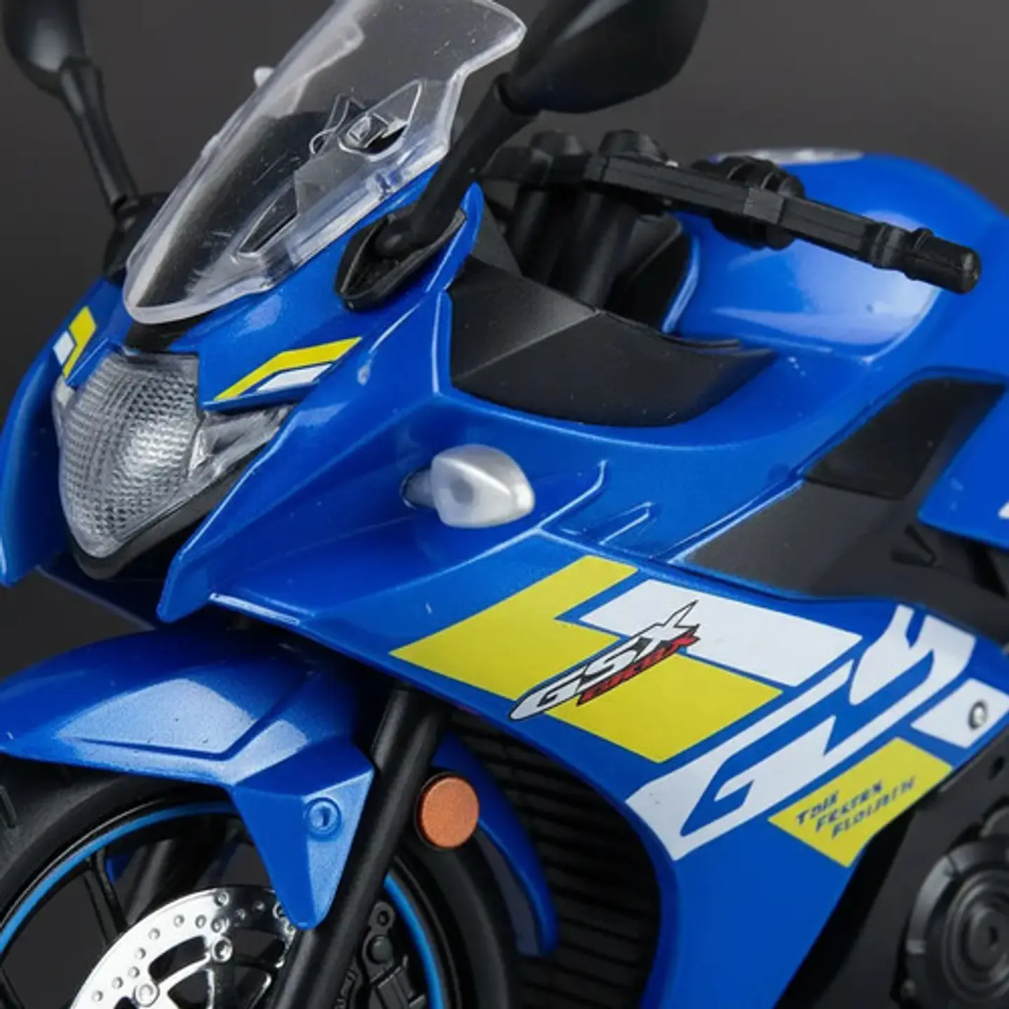 Moto A Escala 1/12 Suzuki Gsx 250r  Luz Sonido  Oficial 6