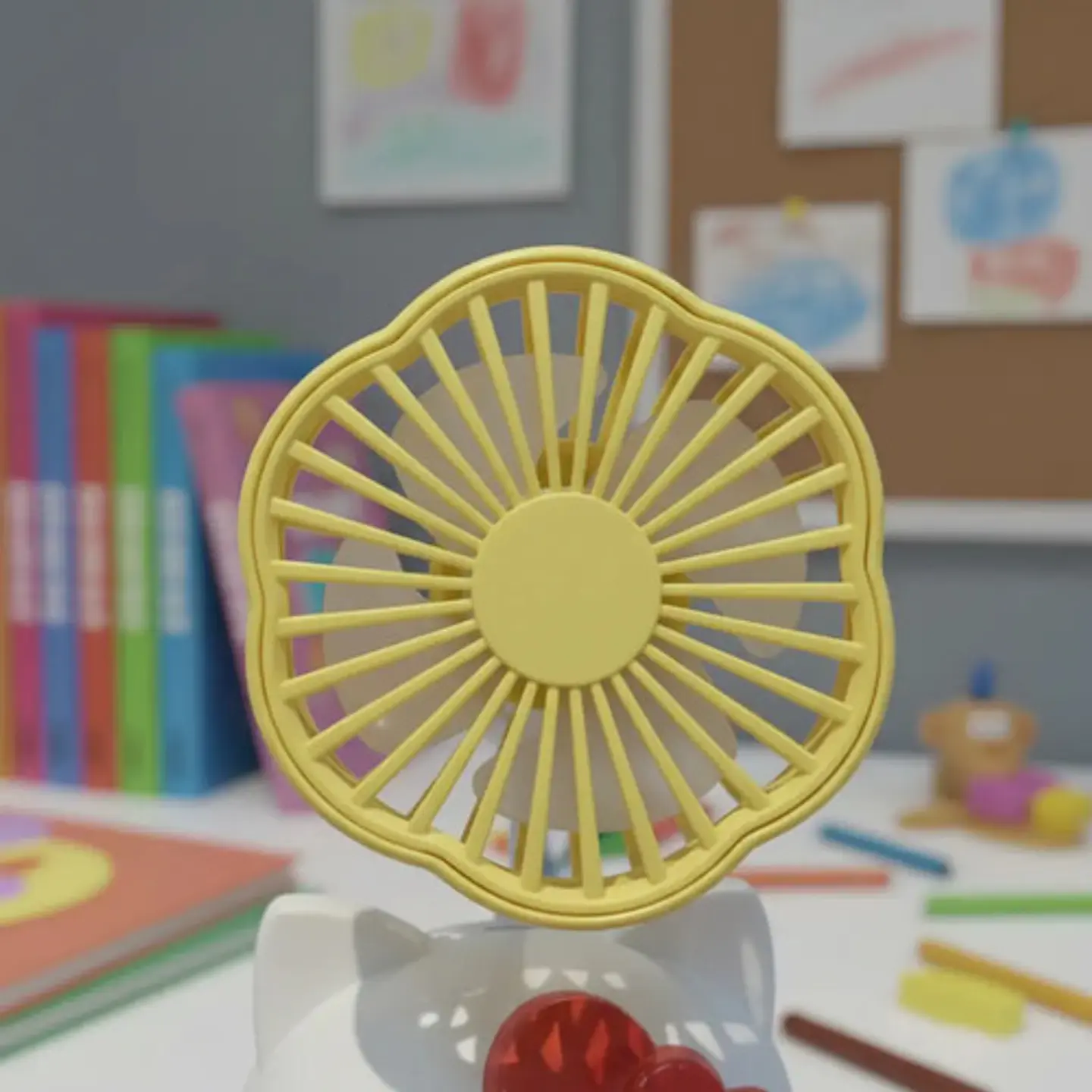 Ventilador De Mesa Hello Kitty Con Tajalapiz 4