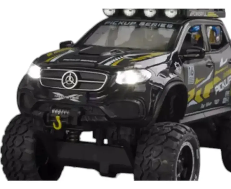 Camineta 6x6 Mercedes Benz X Escala 1:24 Luces Sonido 8