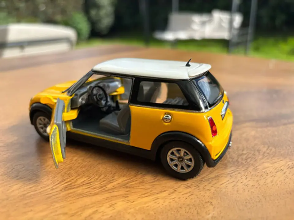 Carrito En Miniatura Mini Cooper  De Metal Con Fricción 3