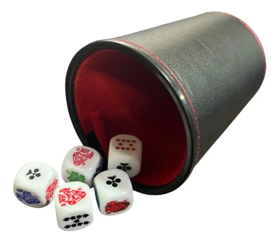 Cacho Yahtzee Juego De Mesa Tatuco En Cuero + 5 Dados 2