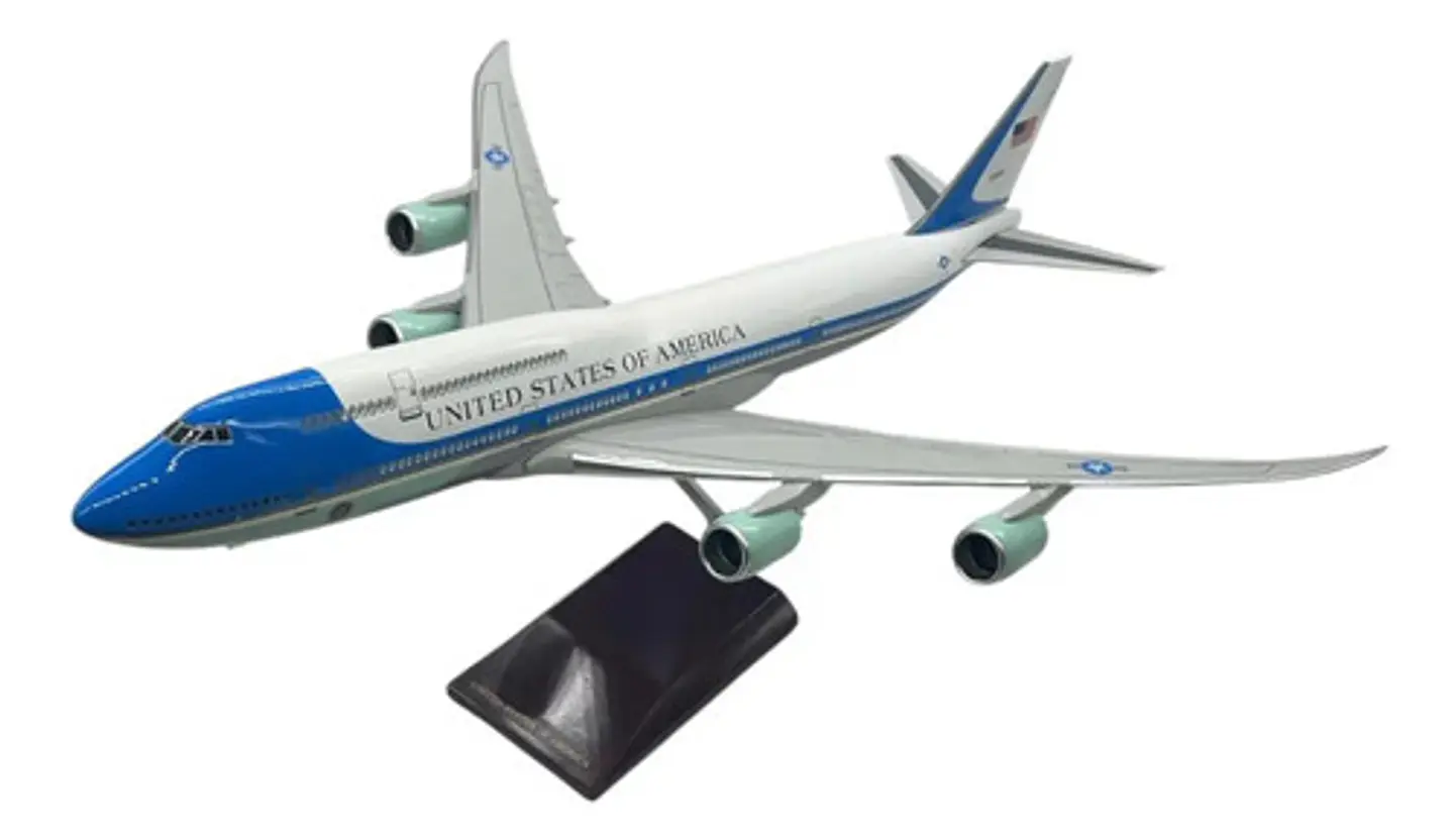 Aviónes Surtidos, Escala 1:160, 45 Cms De Largo, Sonidos. 13