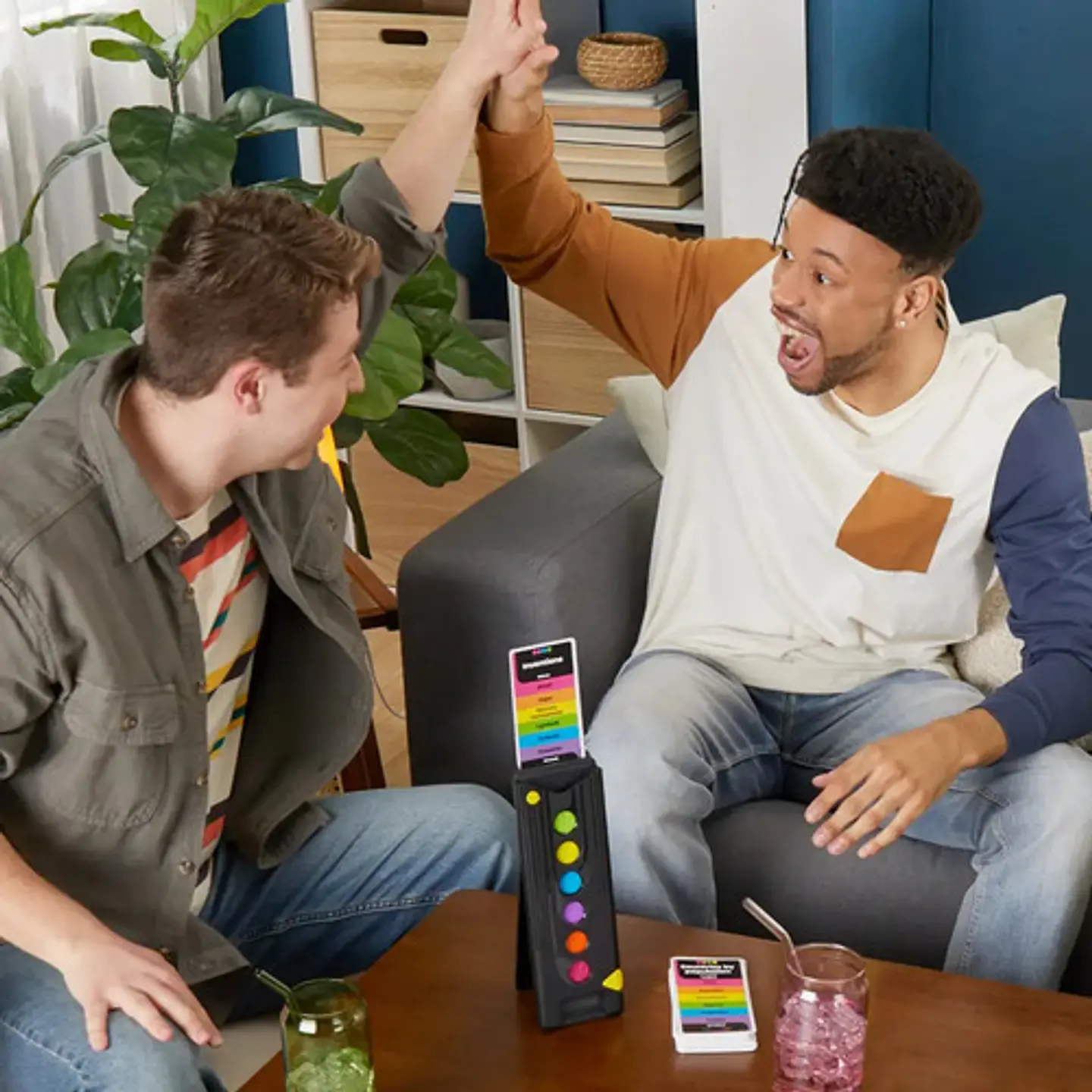 Juego De Mesa Hasbro Games Drop Trivial 6