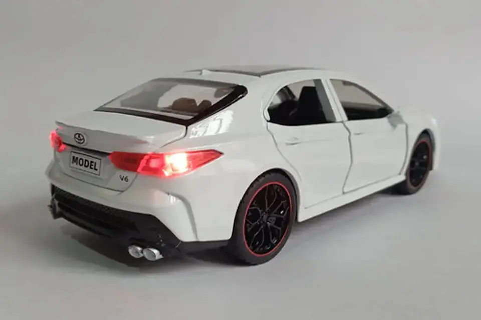 Toyota Corolla De Colección  A Escala 1:24, Metálico. 5