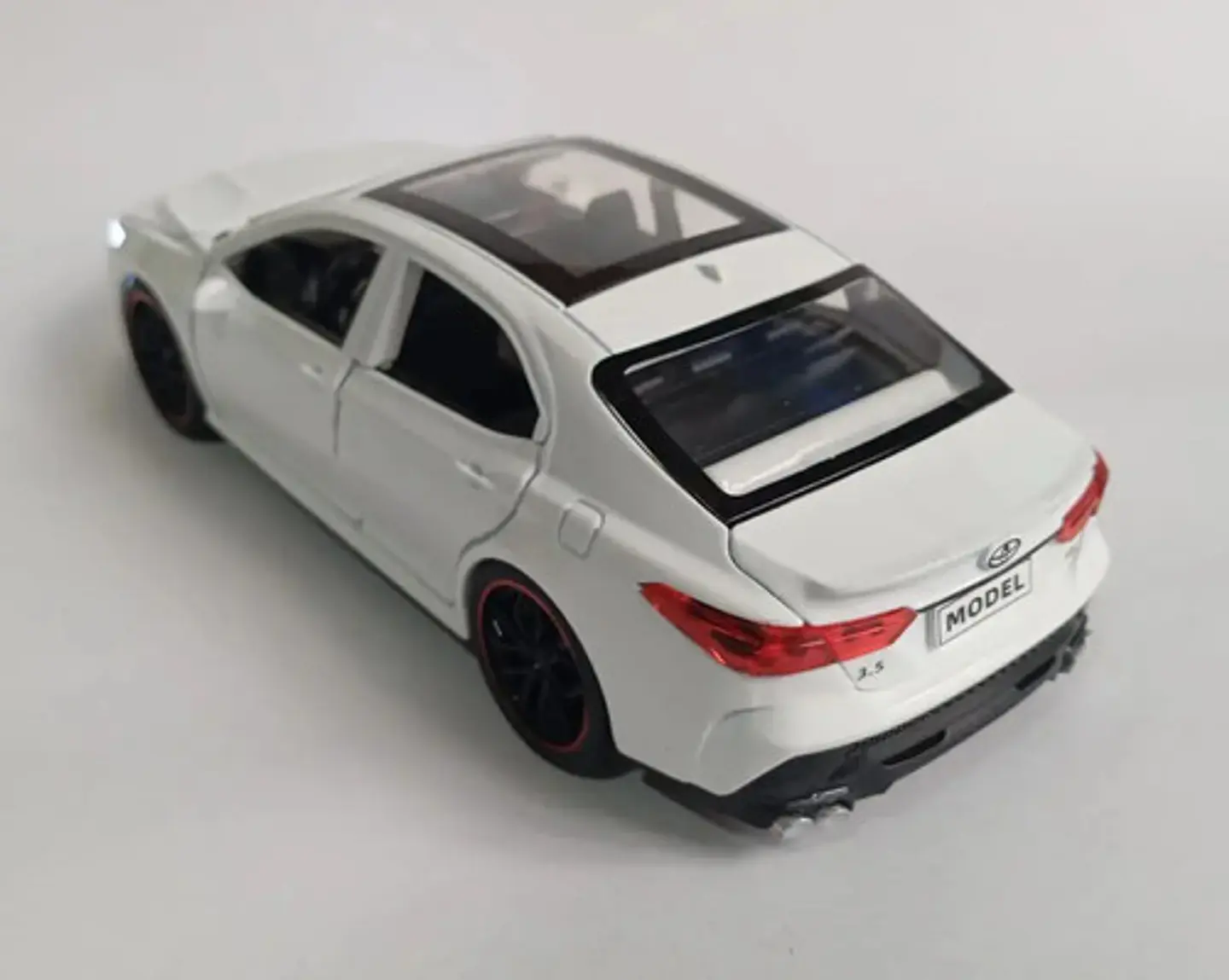 Toyota Corolla De Colección  A Escala 1:24, Metálico. 6