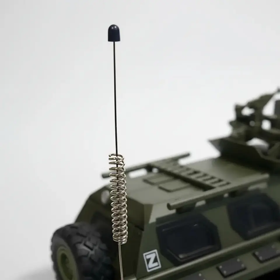 Vehiculo Militar A Escala 1:24 Abre Puertas Capo Control Rc 7