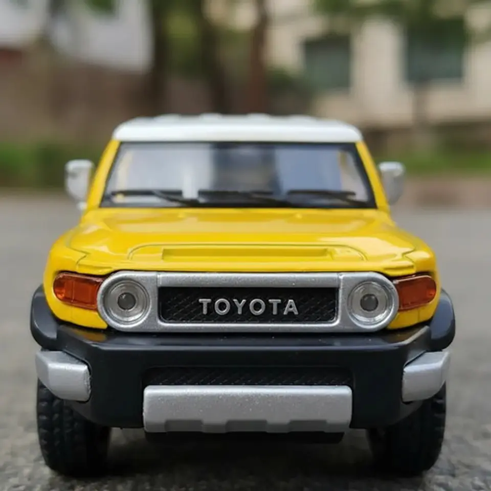 Escala 1:43/ 11cms Largo / Toyota Fj Land Cruiser/ Metalico 10