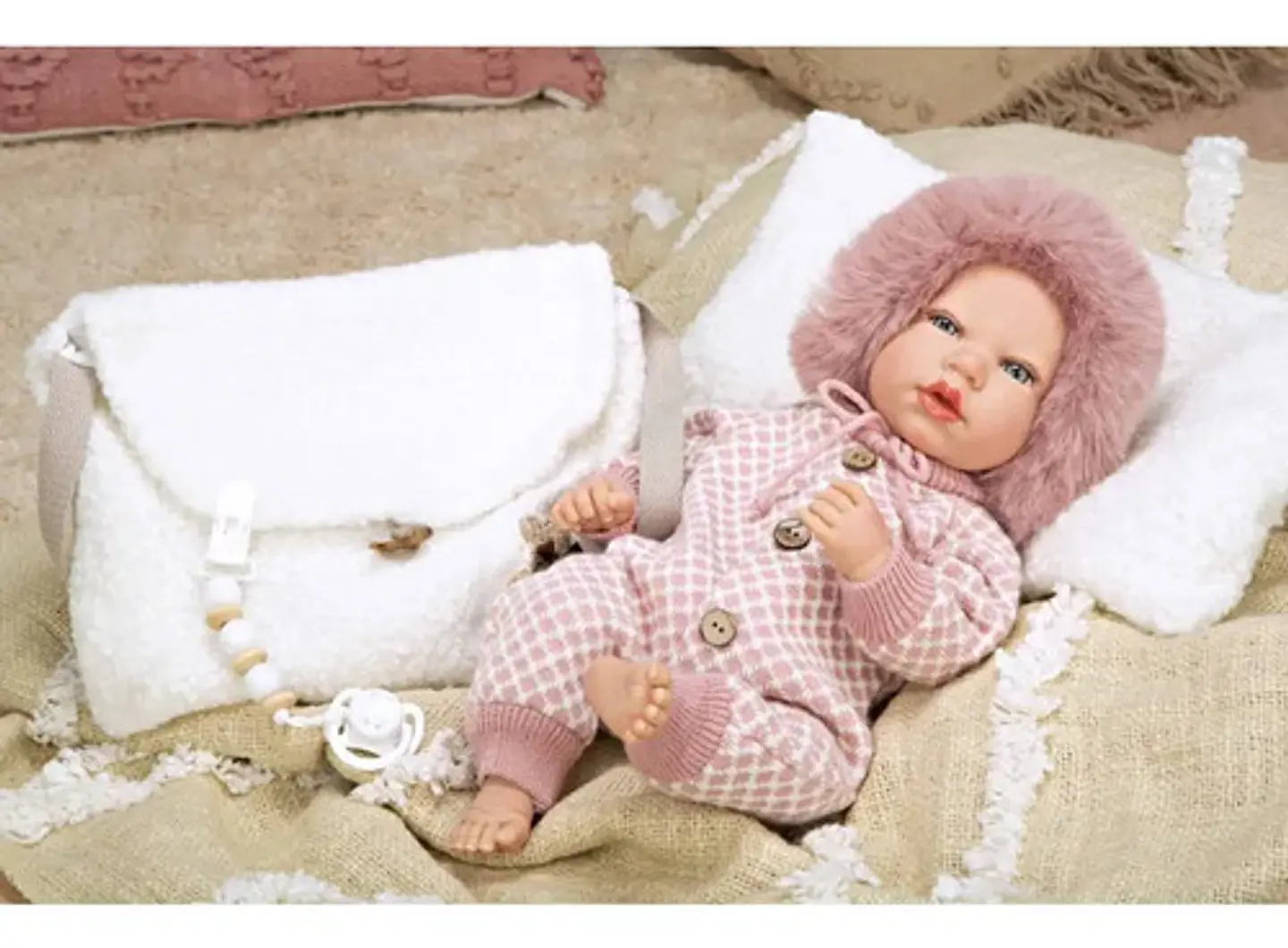 Bebe Realista Reborn Arias Manuela Rosa  Con Bolso Cojin 40c 2