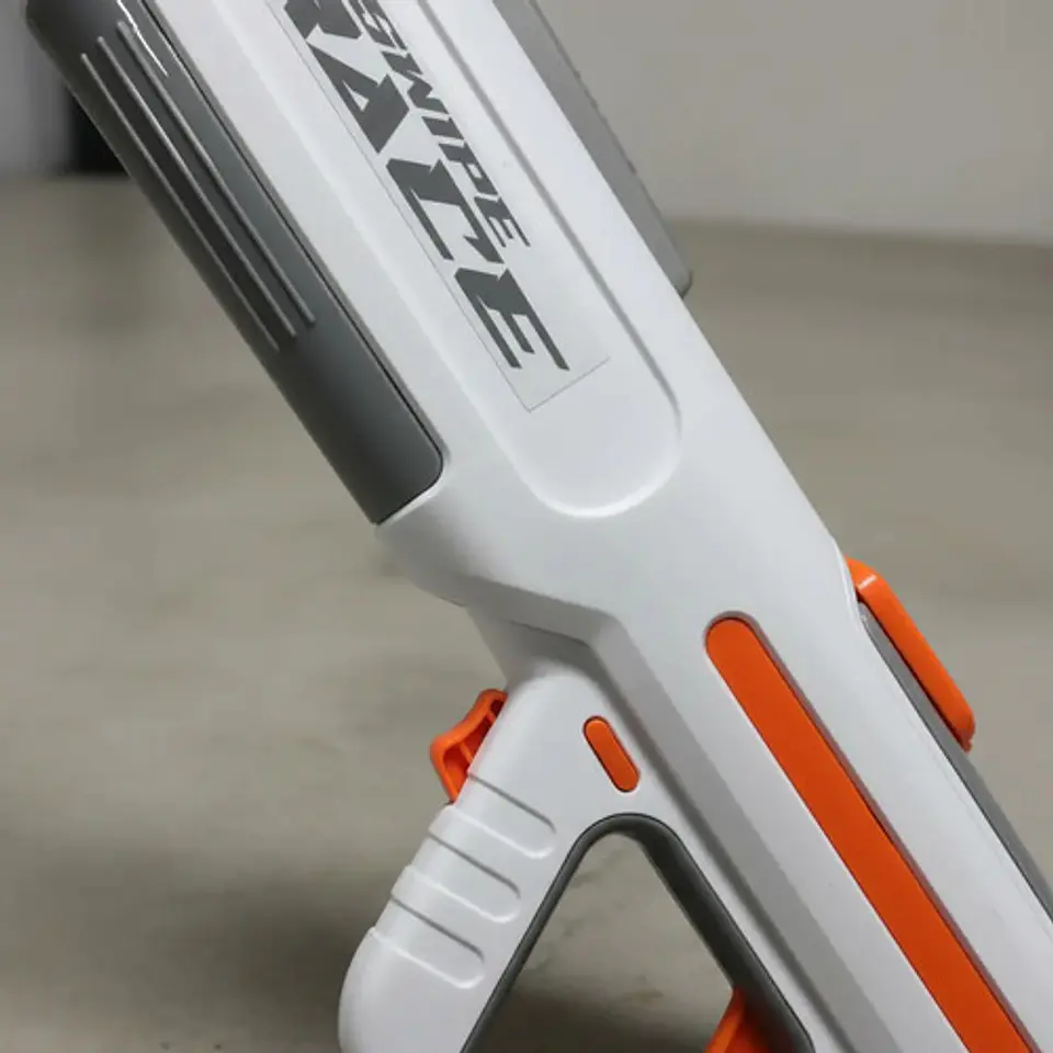 Pistola De Agua Lanzador Electrico De Bateria Recargable Luz 2