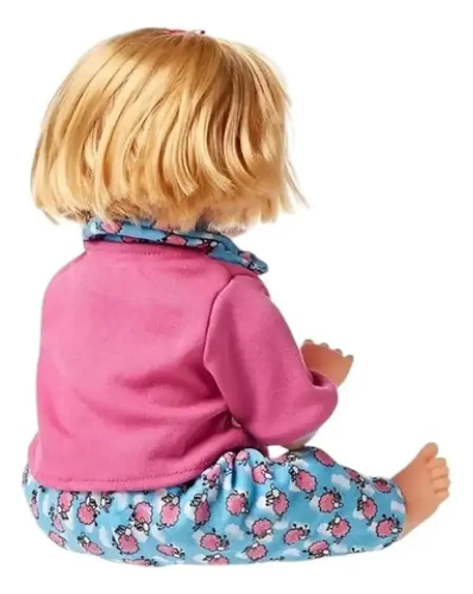 Muñeca Con Cepillo De Dientes Se Lava Los Dientes 5