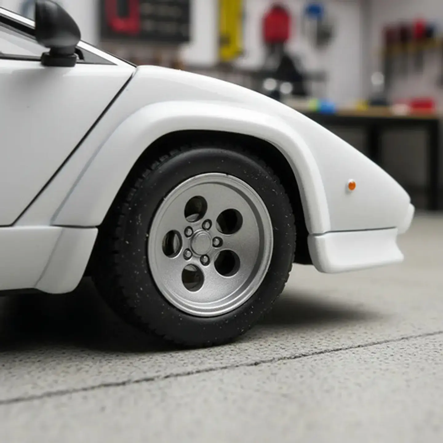 Carro A Escala 1:24 Lamborghini Countach Colección 3