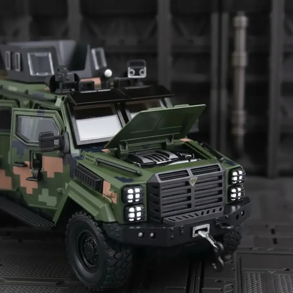 Carro A Escala 1:24 Militar Blindado Sirena Y Luces Metalic 4