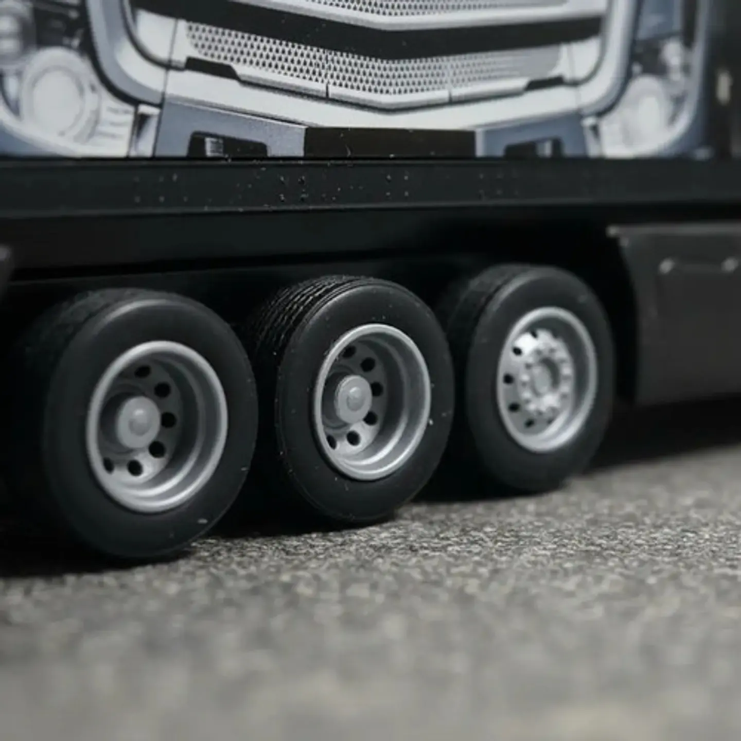 Mercedes-benz Actros 1857 1:48 6
