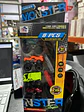 Set De Monster Trucks Metálicos Con Lanzador 8 Piezas - Miniatura 6