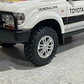 Toyota Lc80, Camioneta De Colección Escala 1:24, Con Luces. - Miniatura 5
