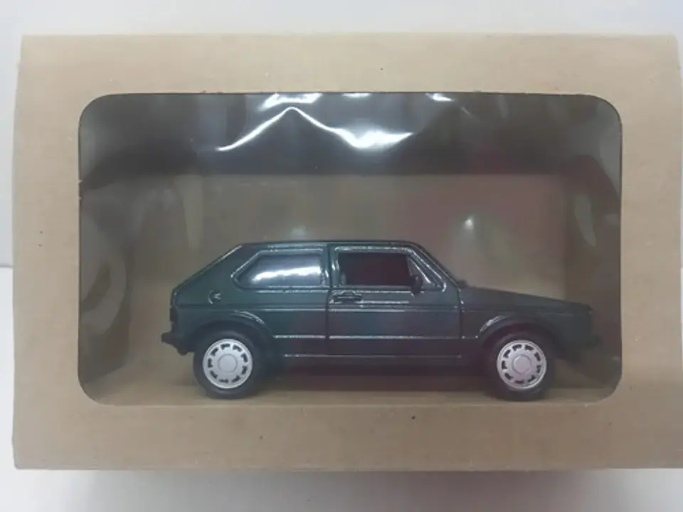 Volkswagen Golf 1 Gti, Escala 1:36, Metal, 11 Cms Largo Color Verde Oscuro 3