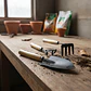 Kit De Jardinería 3 Pzs Pala Rastrillo Tridente Mango Madera - Miniatura 3