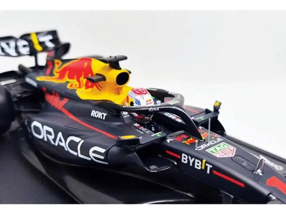 F1 Oracle Red Bull Rb19 1 Max Verstappen 2023 1 En 18 Burago 6