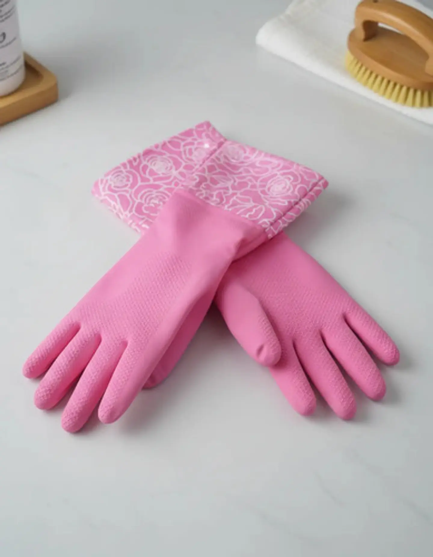 Guantes Largos De Latex Rosa Con Puño Floral Para Aseo 3