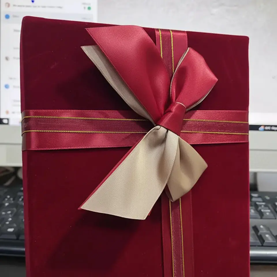 Cajas De Regalo Aterciopelada Con Moño Elegante Detalle 3