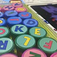 Set Sellos Infantiles 26 Letras Abecedario Colores Niños - Miniatura 2