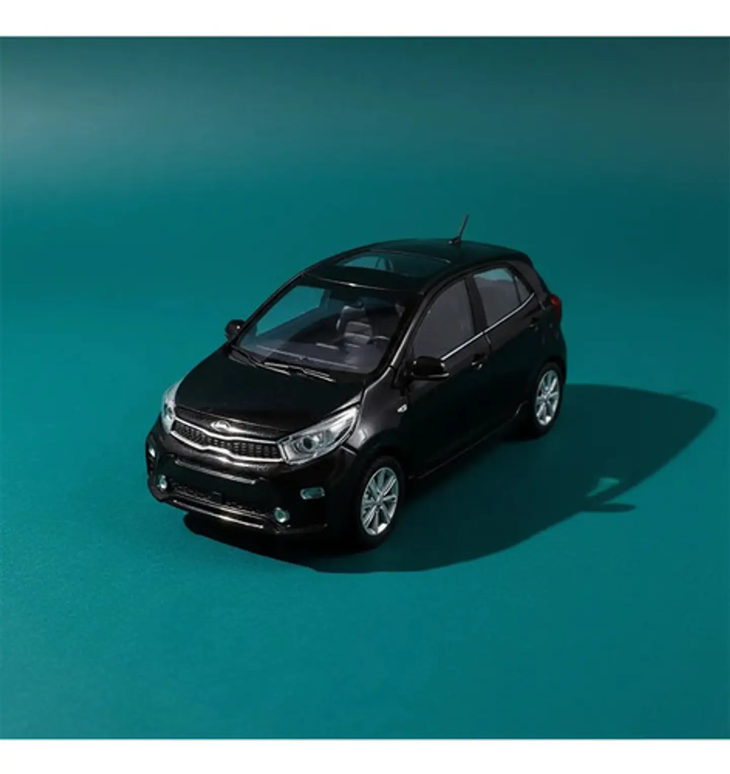 Carro A Escala Kia Picanto Metálico 1:36 Colección 5