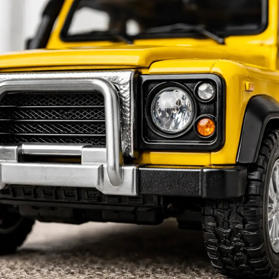 Camioneta Land Rover Defender Escala 1:36 Colección Parrilla 4
