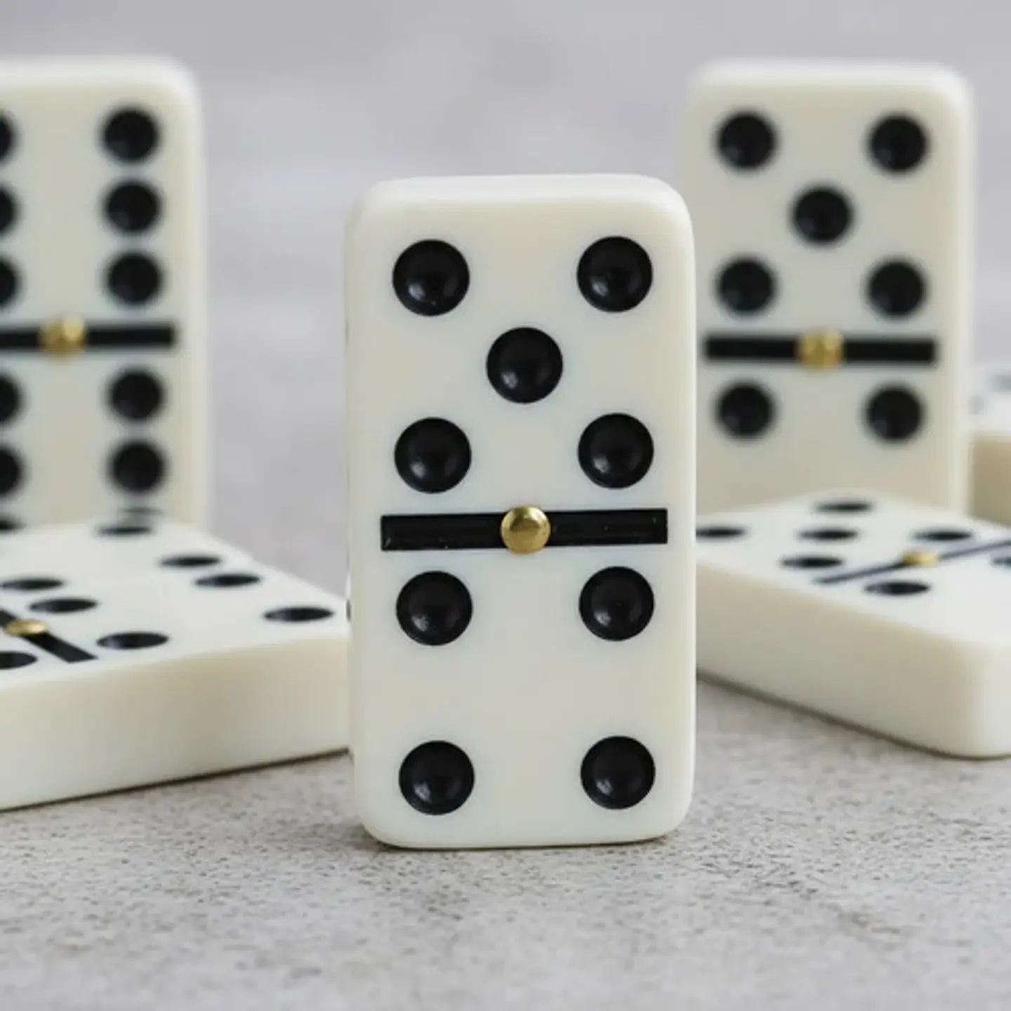 Juego De Dominó Doble 6 Profesional 28 Fichas Metálico 4