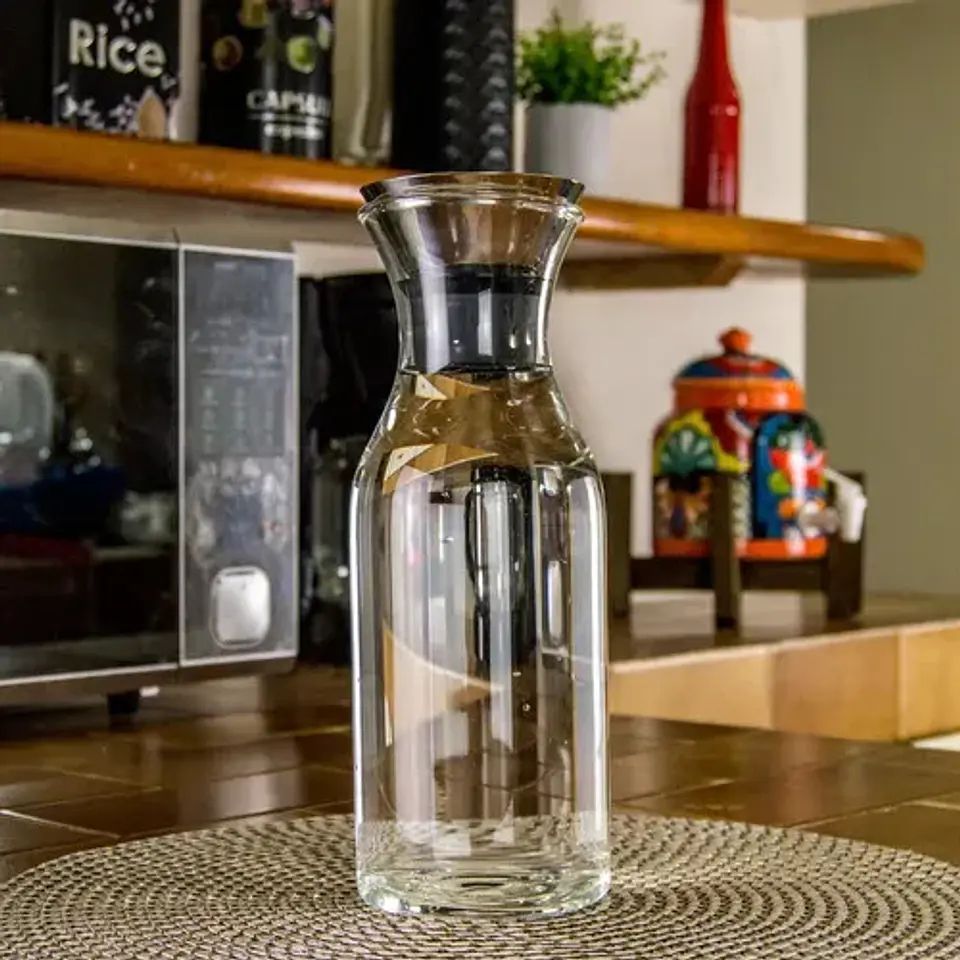 Jarra De Vidrio 1.5l Con Tapa Aluminioinoxidable Agua O Jugo 2