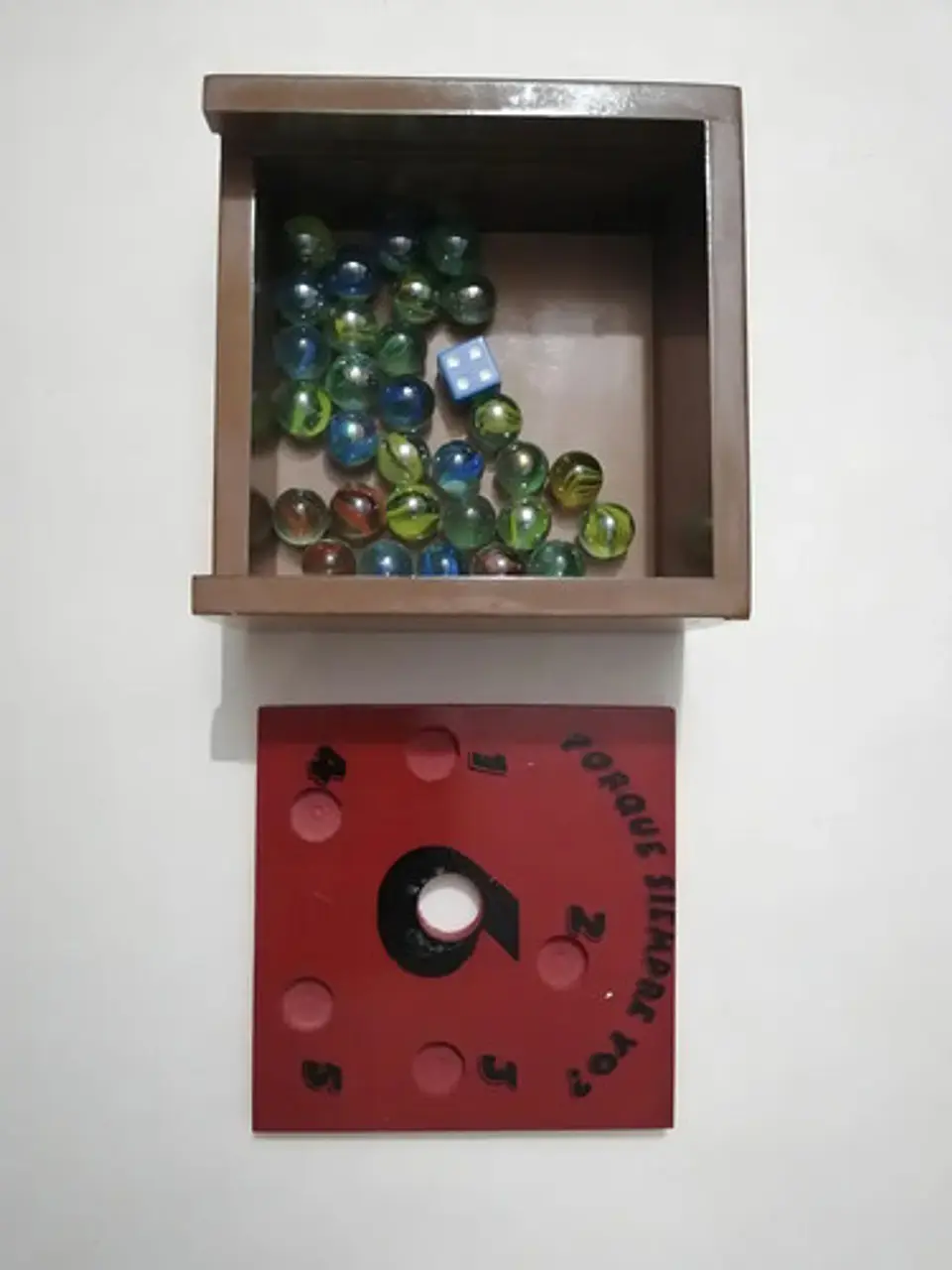 Juego de Mesa ¿Por Qué Siempre Yo? para 2 a 5 Jugadores y Edades de 5+ Años 6