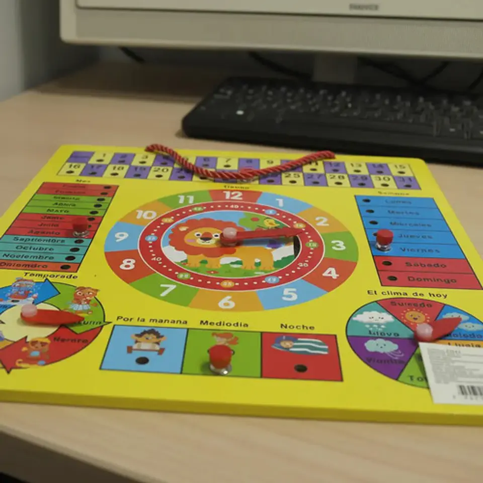 Rompecabezas Didáctico De Reloj Infantil Calendario 30x30cm 4