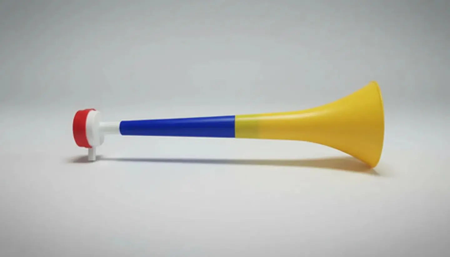 Corneta Vuvuzela 35cm Tricolor Plástica 3 Piezas Ajustable 3