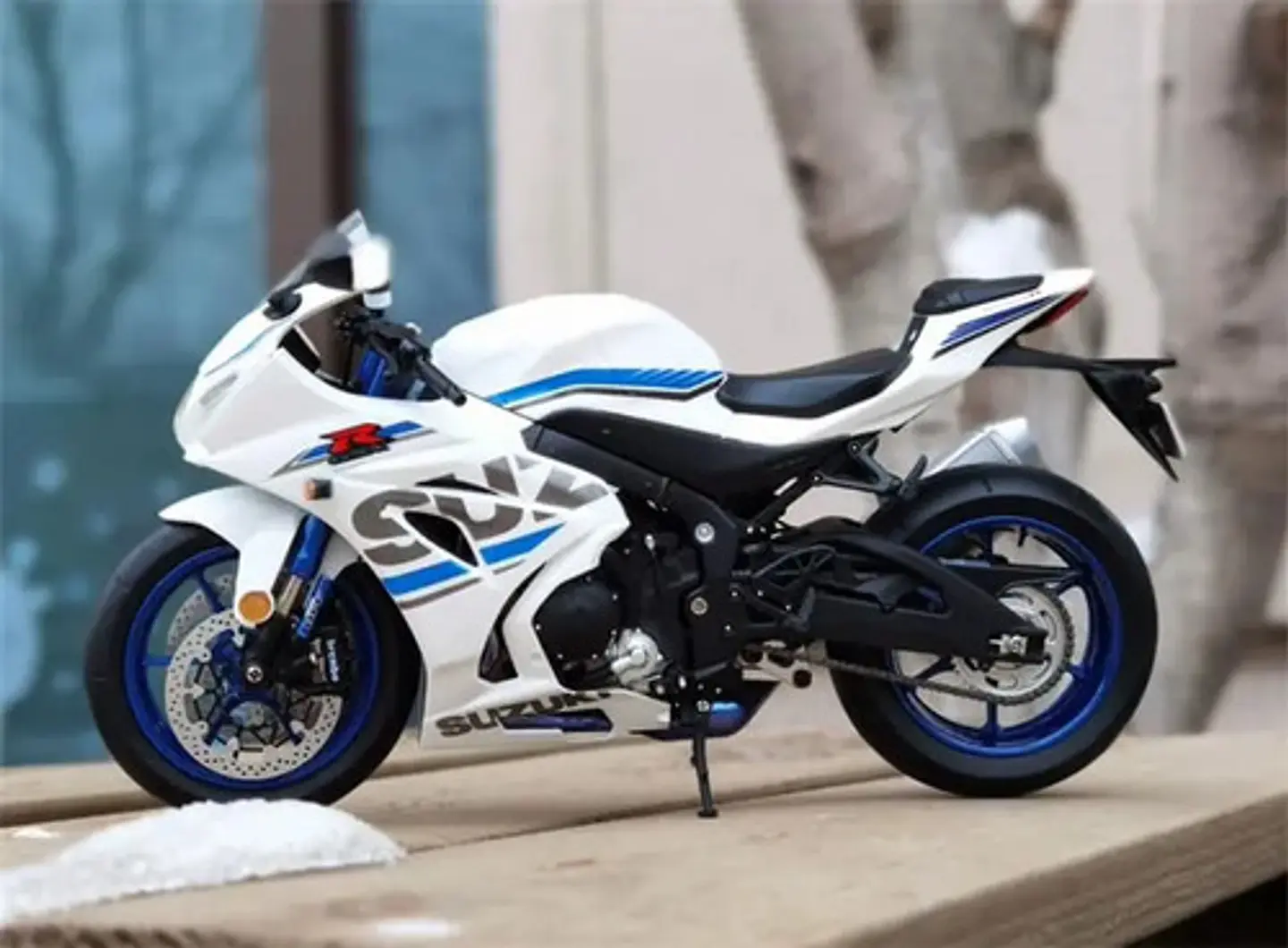 Suzuki Gsx-r1000 Modelo 1:12 Metal Moto Colección Color 1000r-blanco Suzuki Gsx-r1000 Metal Motocicleta Model Coleccionable 1:12 7