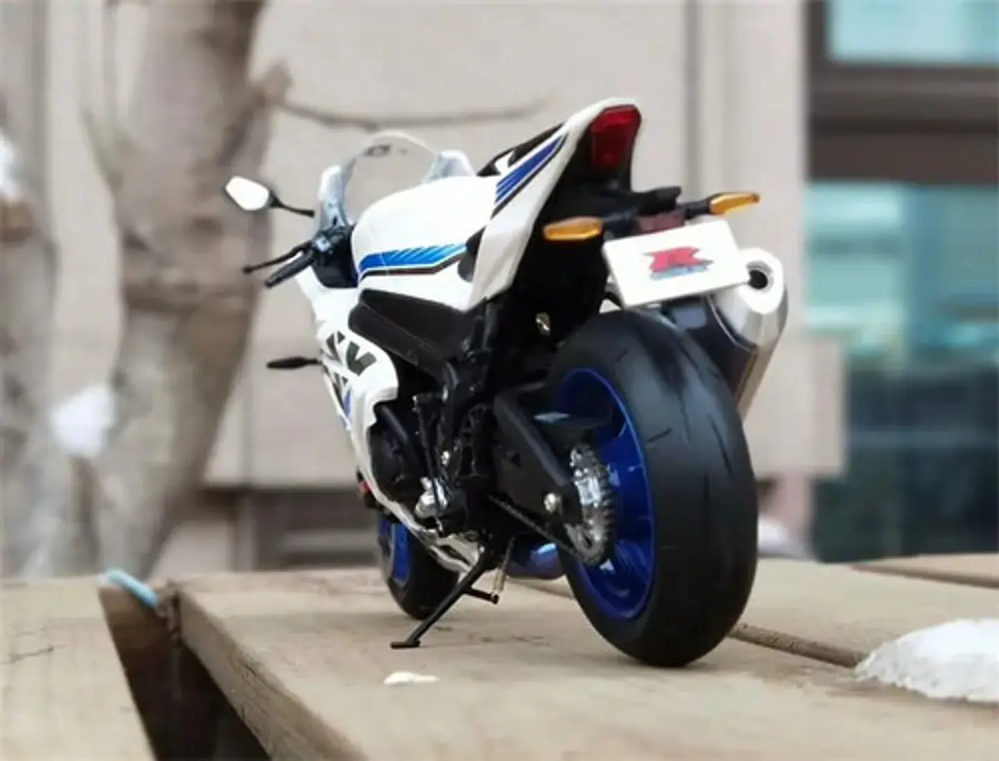 Suzuki Gsx-r1000 Modelo 1:12 Metal Moto Colección Color 1000r-blanco Suzuki Gsx-r1000 Metal Motocicleta Model Coleccionable 1:12 8