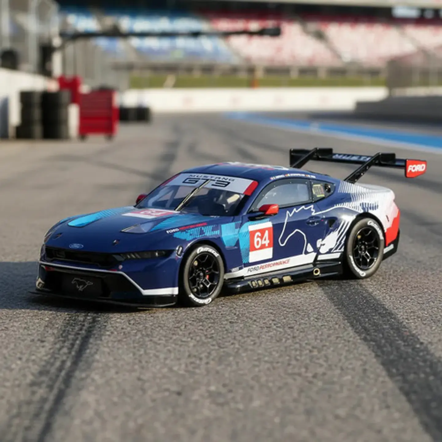 Carro De Pista Carrera Ford Mustang Gt3 #64 Performance 4